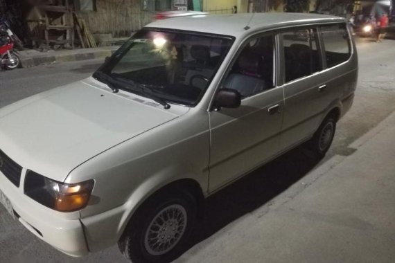 Selling Toyota Revo 2000 Manual Diesel in Pasig