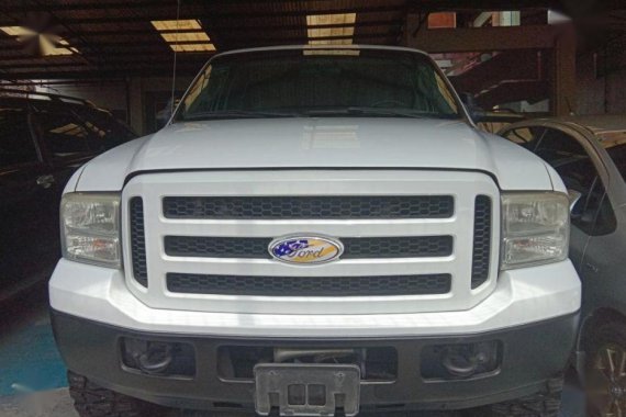 Selling Ford Excursion 2005 Automatic Diesel in Quezon City