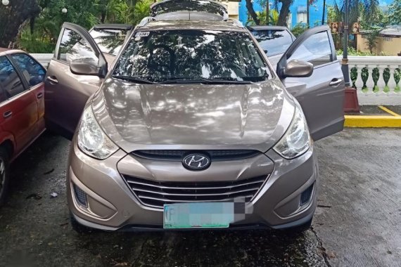 2nd Hand Hyundai Tucson 2010 Manual Gasoline for sale in Quezon City