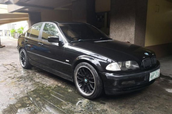 Selling 2nd Hand Bmw 316I 2000 in Makati