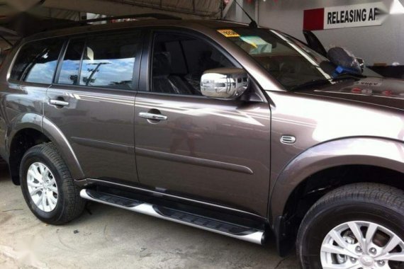 Selling 2nd Hand Mitsubishi Montero 2015 Automatic Diesel at 30000 km in San Pedro