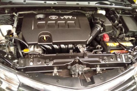 2nd Hand Toyota Altis 2014 Manual Gasoline for sale in Caloocan