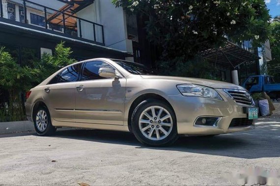 Selling Beige Toyota Camry 2011 Sedan in Manila