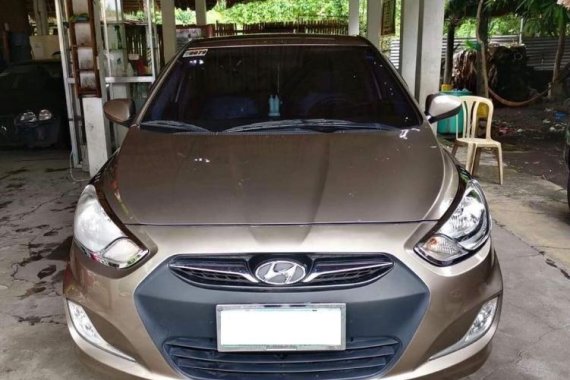 Selling 2nd Hand Hyundai Accent 2013 in Manila 
