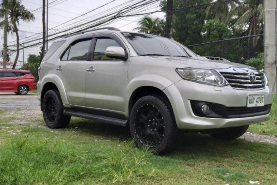 Selling Toyota Fortuner 2014 Automatic Diesel in Manila 