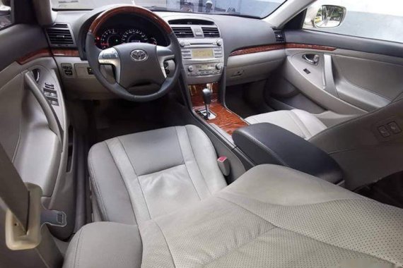 Selling Beige Toyota Camry 2011 Sedan in Manila