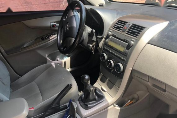 Selling Toyota Altis 2009 Manual Gasoline in Parañaque