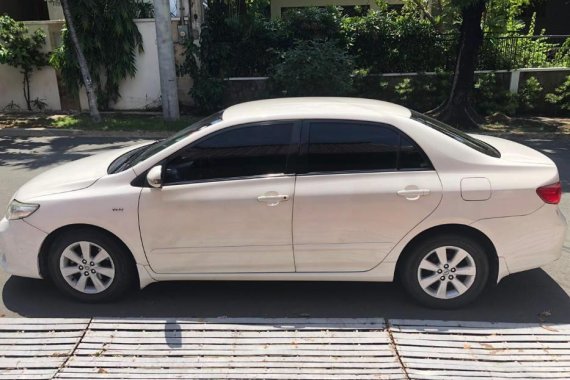 Selling Toyota Altis 2009 Manual Gasoline in Parañaque