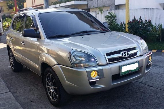 Selling 2nd Hand Hyundai Tucson 2006 in Manila