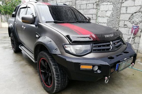 Sell 2nd Hand 2012 Mitsubishi Strada Manual Diesel at 87000 km in Jaen