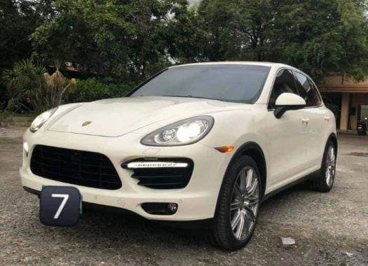 Selling 2nd Hand Porsche Cayenne 2012 in Pasig