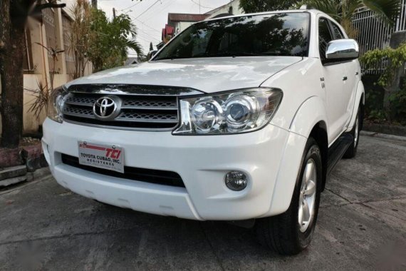 2nd Hand Toyota Fortuner 2010 at 60000 km for sale