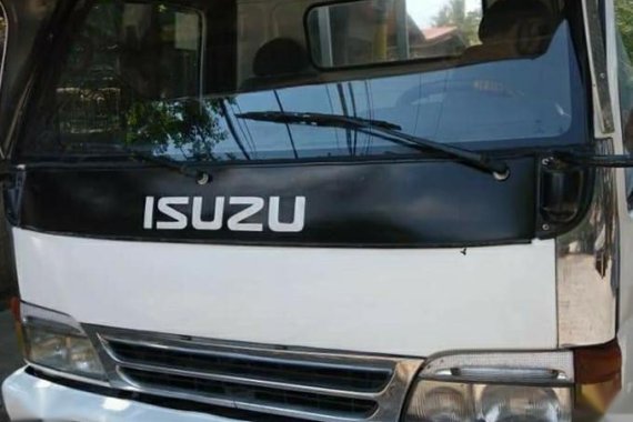 Selling 2nd Hand Isuzu Elf 2007 in Dasmariñas