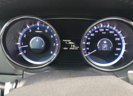 2nd Hand Hyundai Sonata 2011 Automatic Gasoline for sale in Muntinlupa