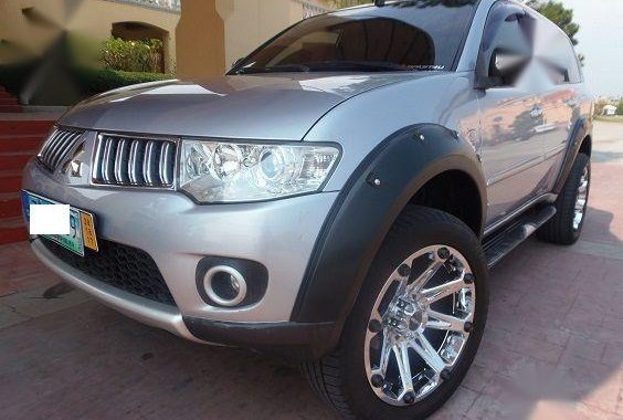Sell 2nd Hand 2010 Mitsubishi Montero Sport at 40000 km in Quezon City