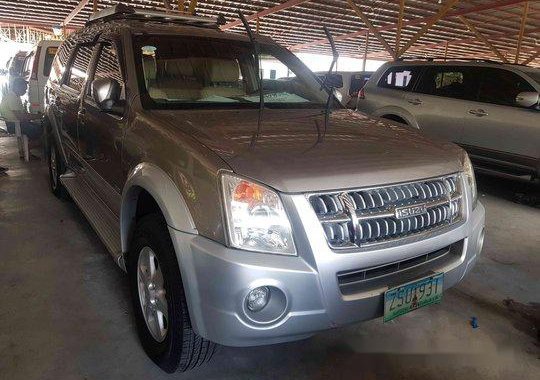 Selling Silver Isuzu Alterra 2008 in Pasig