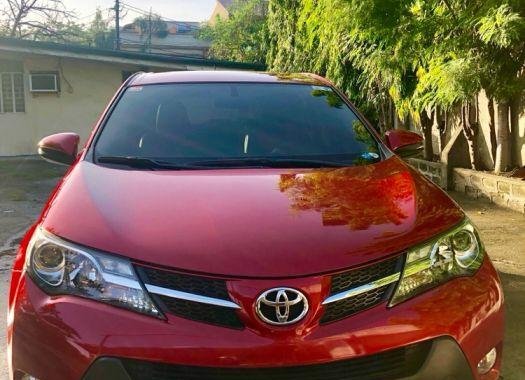 2nd Hand Toyota Rav4 2014 Automatic Gasoline for sale in Parañaque