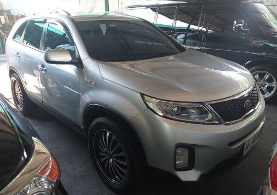 Selling Silver Kia Sorento 2014 at 10000 km in Manila