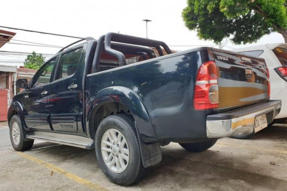 Selling Toyota Hilux 2015 Manual Diesel in Quezon City