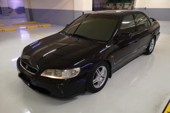 Selling Honda Accord 2000 Manual Gasoline in Quezon City