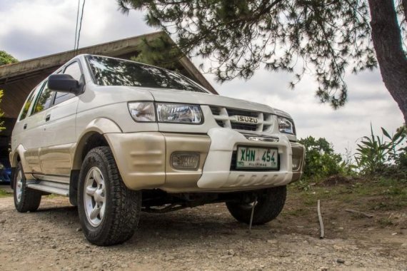 2nd Hand Isuzu Crosswind 2003 for sale in Baguio