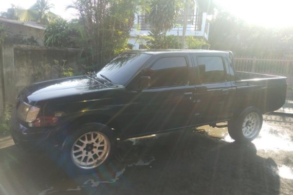 Selling Nissan Frontier 2009 Manual Diesel in Lemery