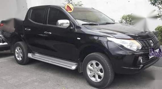 Selling 2nd Hand Mitsubishi Strada 2018 at 2600 km in Pasig