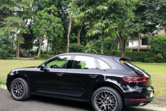 Selling 2nd Hand Porsche Macan 2018 in Manila