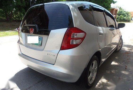 Selling 2nd Hand Honda Jazz 2010 Automatic Gasoline at 40000 km in Quezon City