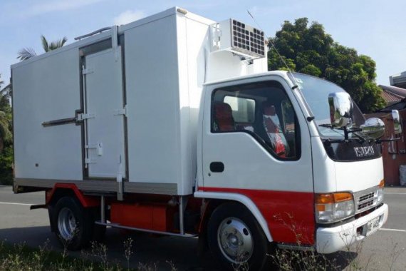 2nd Hand Isuzu Giga 2017 Van for sale in Santo Domingo
