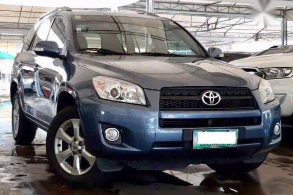 Selling 2nd Hand Toyota Rav4 2010 in Makati