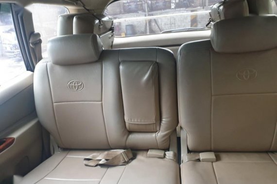 2nd Hand Toyota Innova 2008 at 119000 km for sale