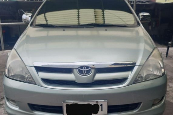 2nd Hand Toyota Innova 2008 at 119000 km for sale