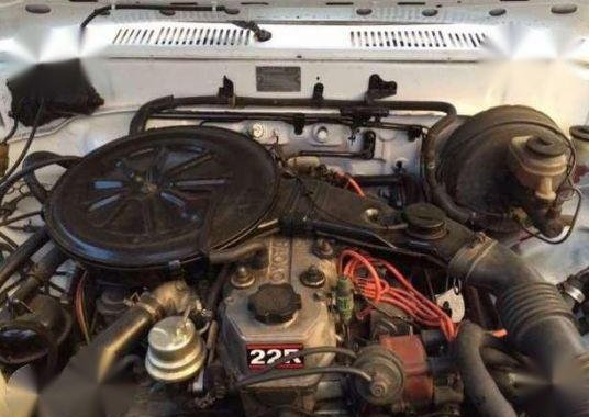 Selling Toyota Hilux 1985 Manual Gasoline in Manila