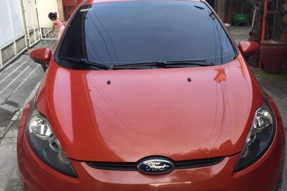 Selling Used Ford Fiesta 2013 Hatchback in Metro Manila 