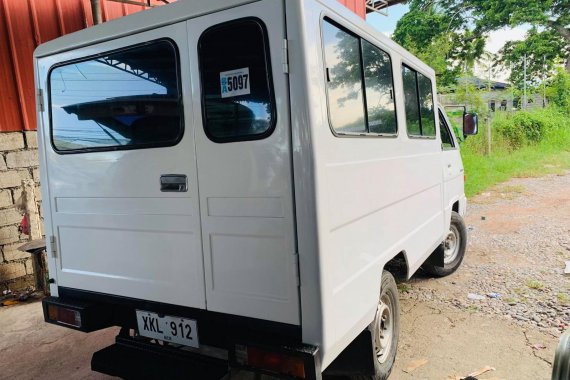 Sell White 2004 Mitsubishi L300 Manual Diesel in Isabela 