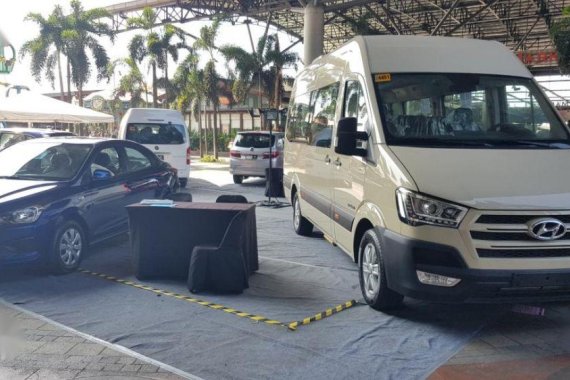 Selling Hyundai H350 2019 Manual Diesel in Makati