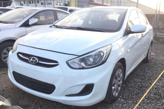 Selling 2nd Hand Hyundai Accent 2015 in Cainta