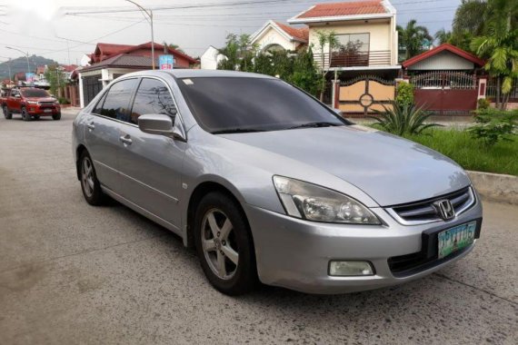 Selling Honda Accord 2004 Automatic Gasoline in Rodriguez