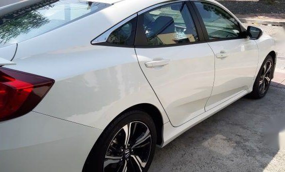 2nd Hand Honda Civic 2018 Manual Gasoline for sale in Marikina