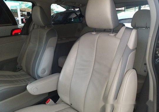 Grey Toyota Sienna 2013 for sale in Manila