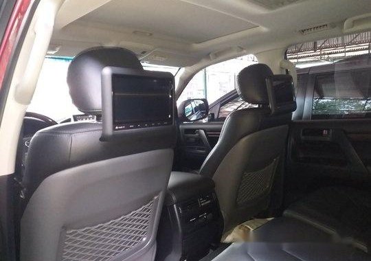 Selling Red Toyota Land Cruiser 2017 Automatic Diesel in Manila