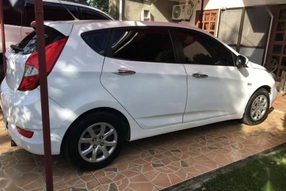 2nd Hand Hyundai Accent 2014 Hatchback at 50000 km for sale