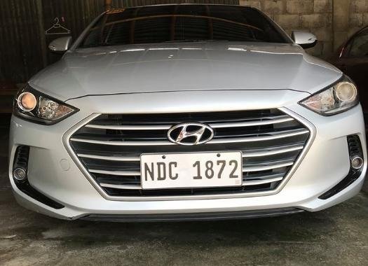 Selling Hyundai Elantra 2017 Automatic Gasoline in Angeles