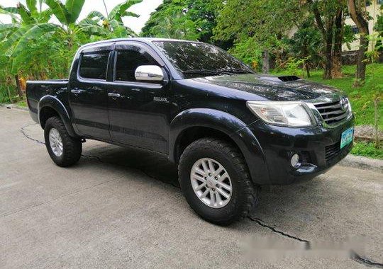 Sell Black 2013 Toyota Hilux at 10000 km in Cebu City