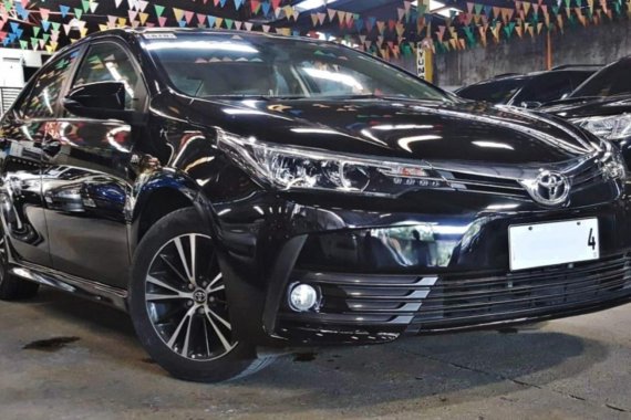 Sell Black 2017 Toyota Corolla Altis 16000 km in Quezon City 