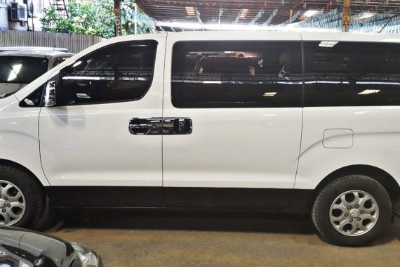 White 2017 Hyundai Grand Starex for sale in Quezon City 