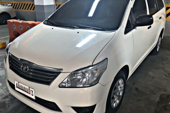 Selling Toyota Innova 2015 Manual Diesel in Pasig