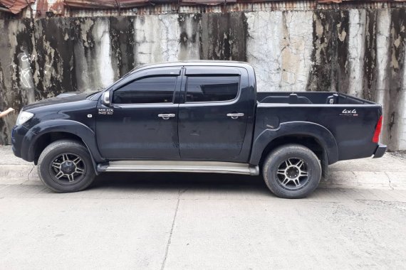 Black 2010 Toyota Hilux Automatic Diesel for sale 