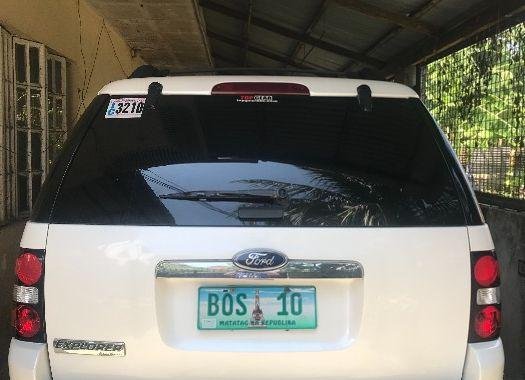Selling Ford Explorer 2010 Automatic Gasoline in Quezon City